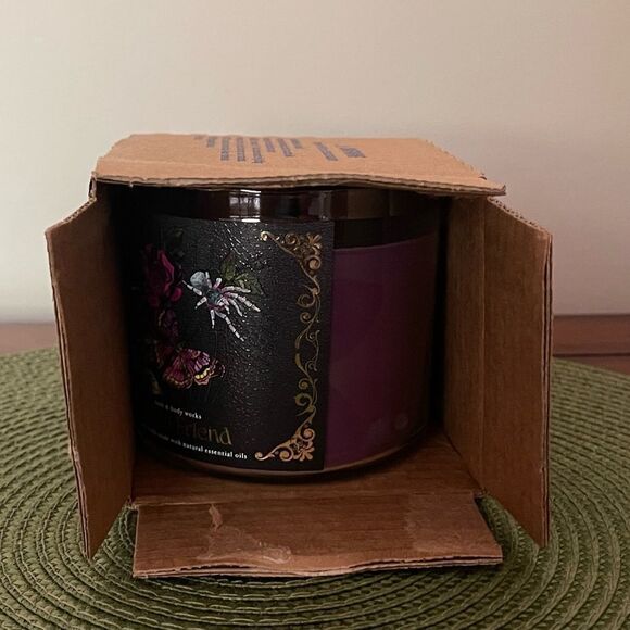 BBW Ghoul Friend 3 Wick Scented Candle NWT - Picture 4 of 4